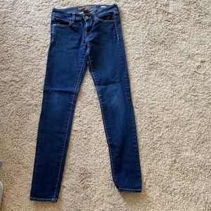 Dark wash super skinny jeans